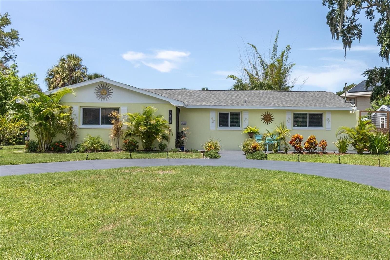 7213 Peninsular Dr