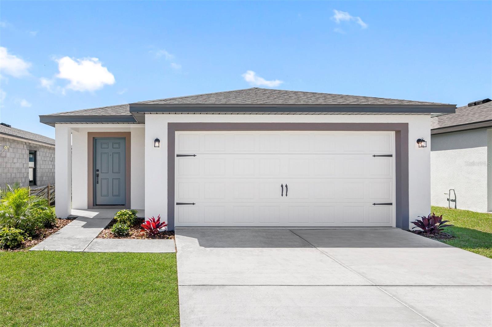 7166 Canopy Ln