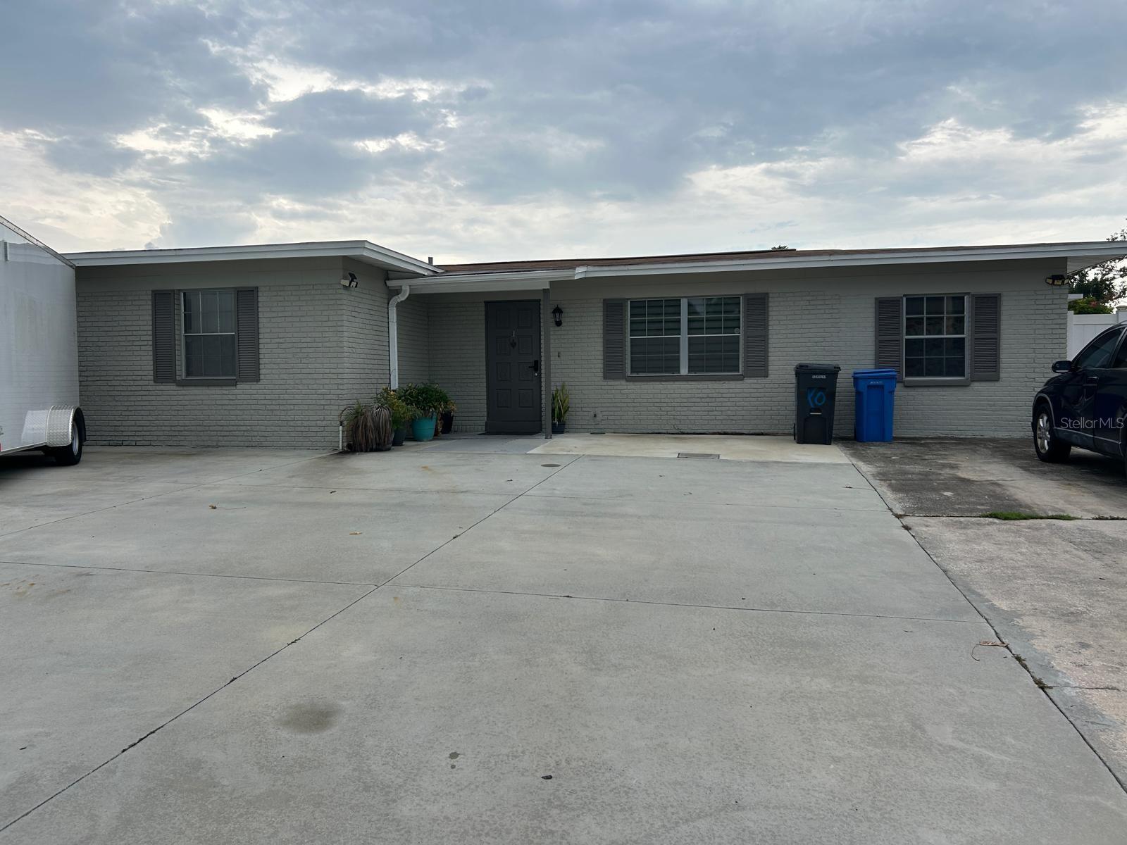 6503 Dovewood Pl
