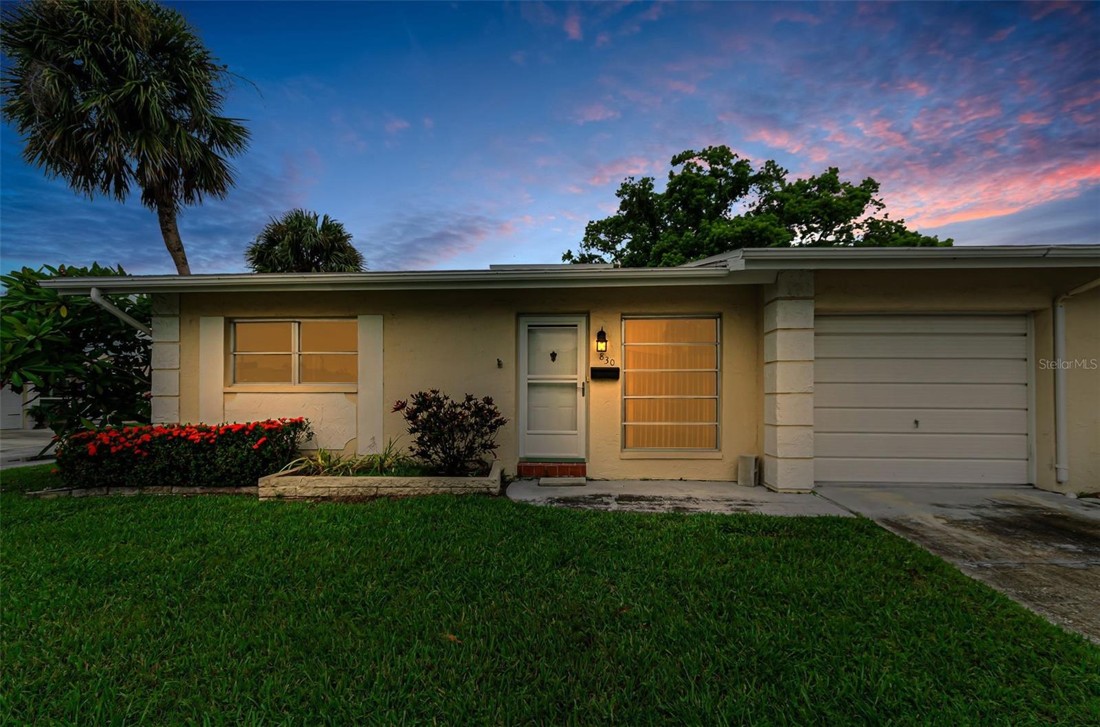 830 Cambridge CT