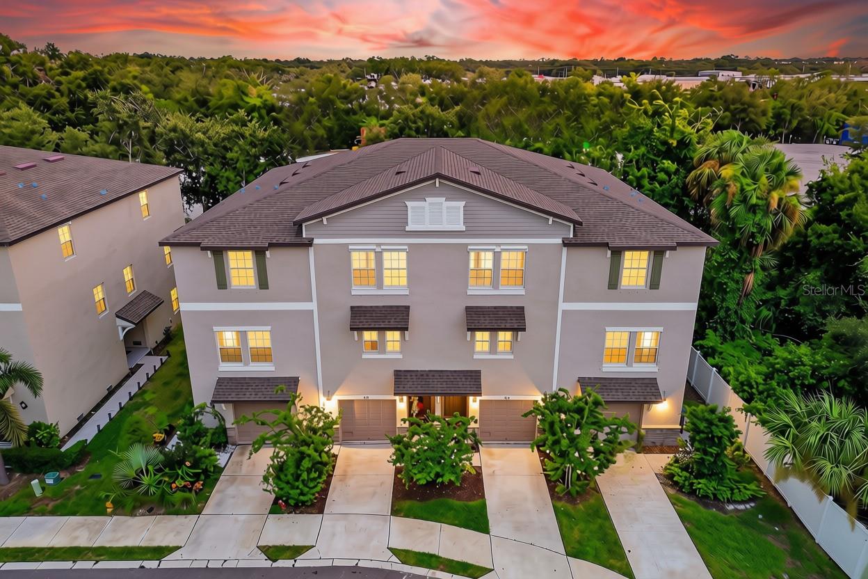 852 Tennyson MILL Cir