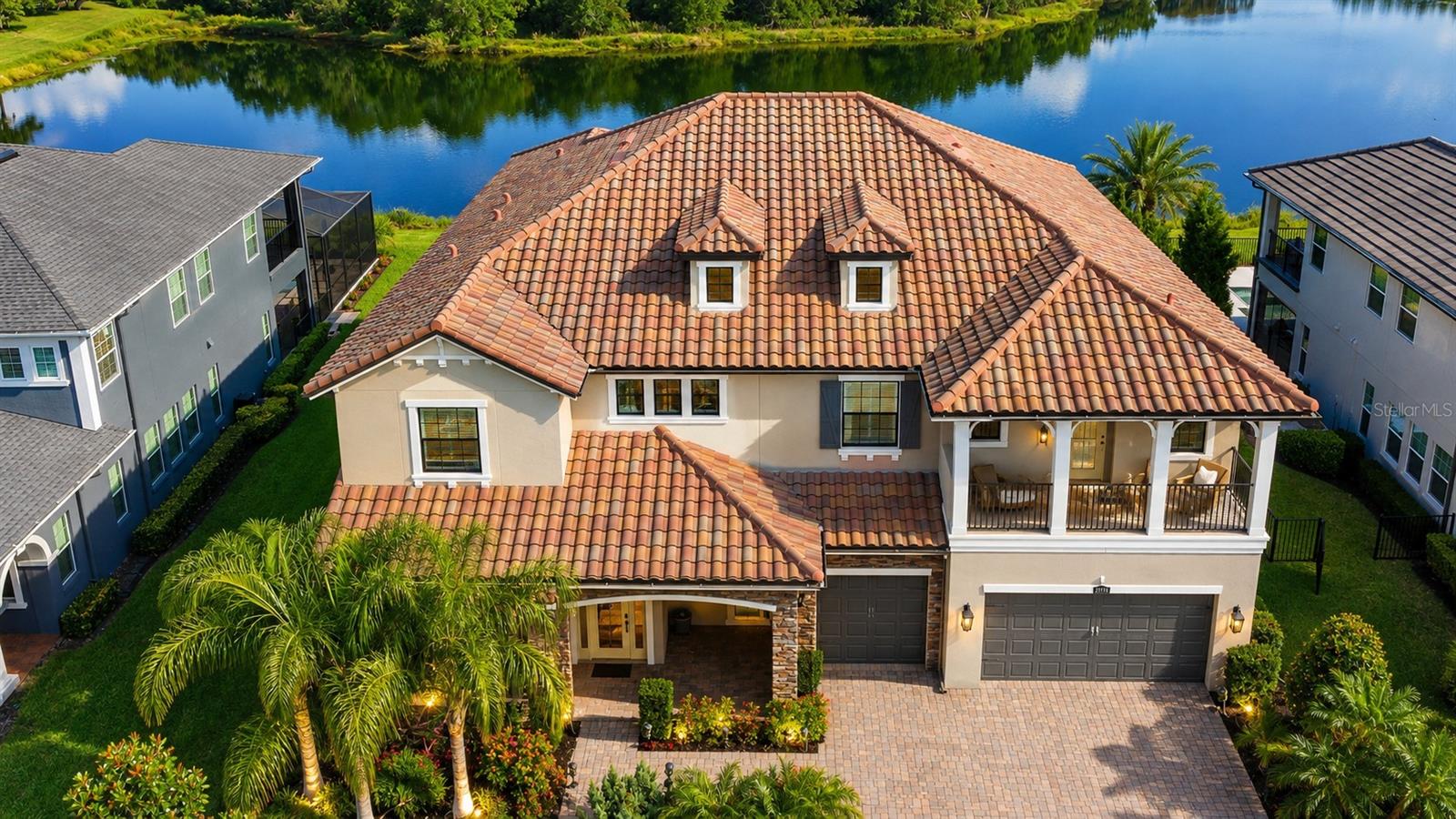 18014 Woodland View Dr