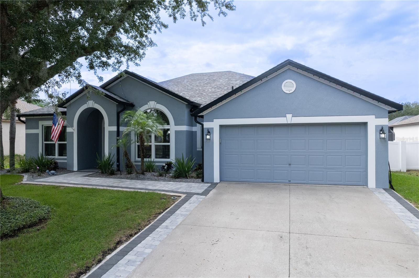 12408 Riverglen Dr