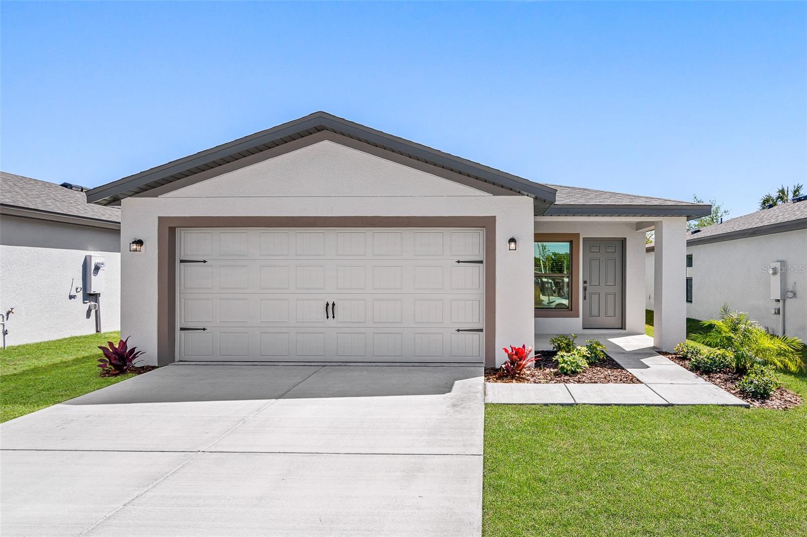 7172 Canopy Ln