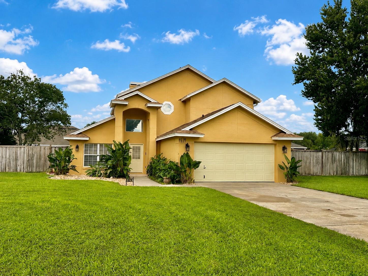 4519 Ashford Dr