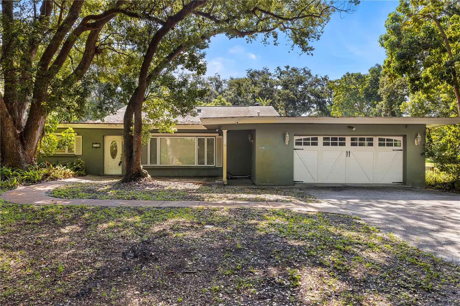 2162 Long Bow Ln
