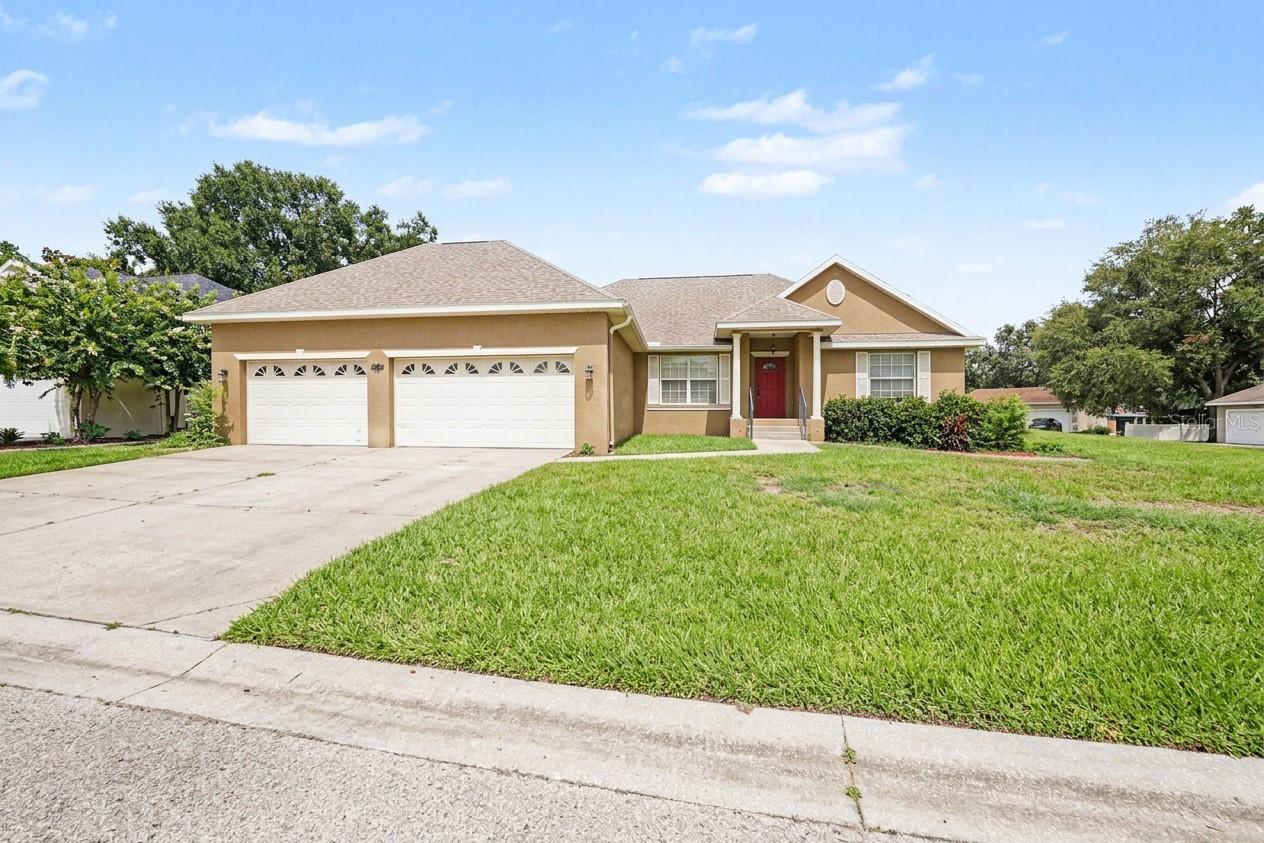 7231 Remington Oaks Dr