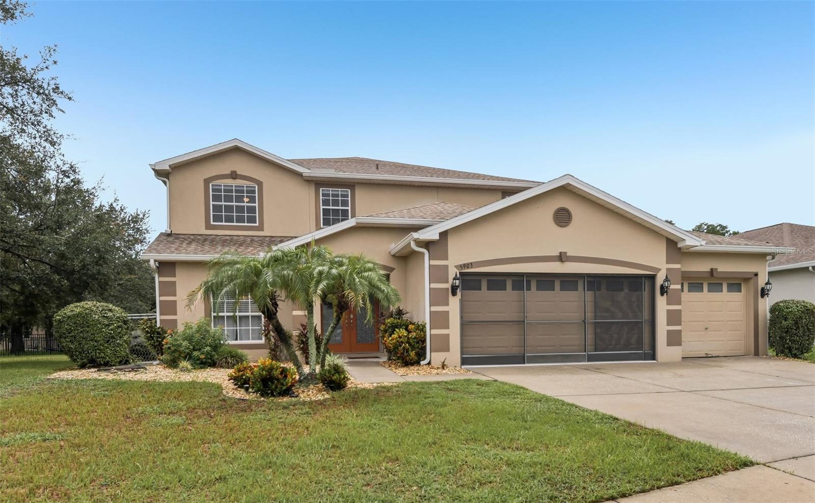 5903 Cape Loop
