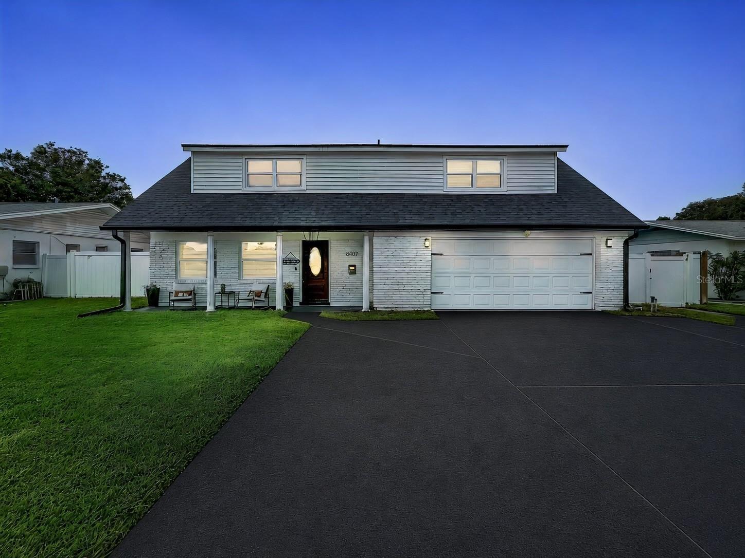 8407 Quartz Pl
