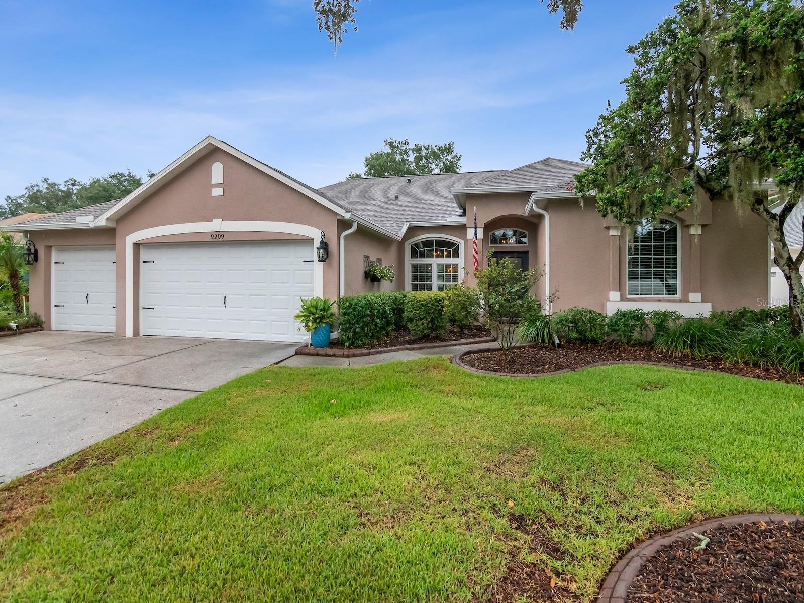 9209 Waterbird Dr