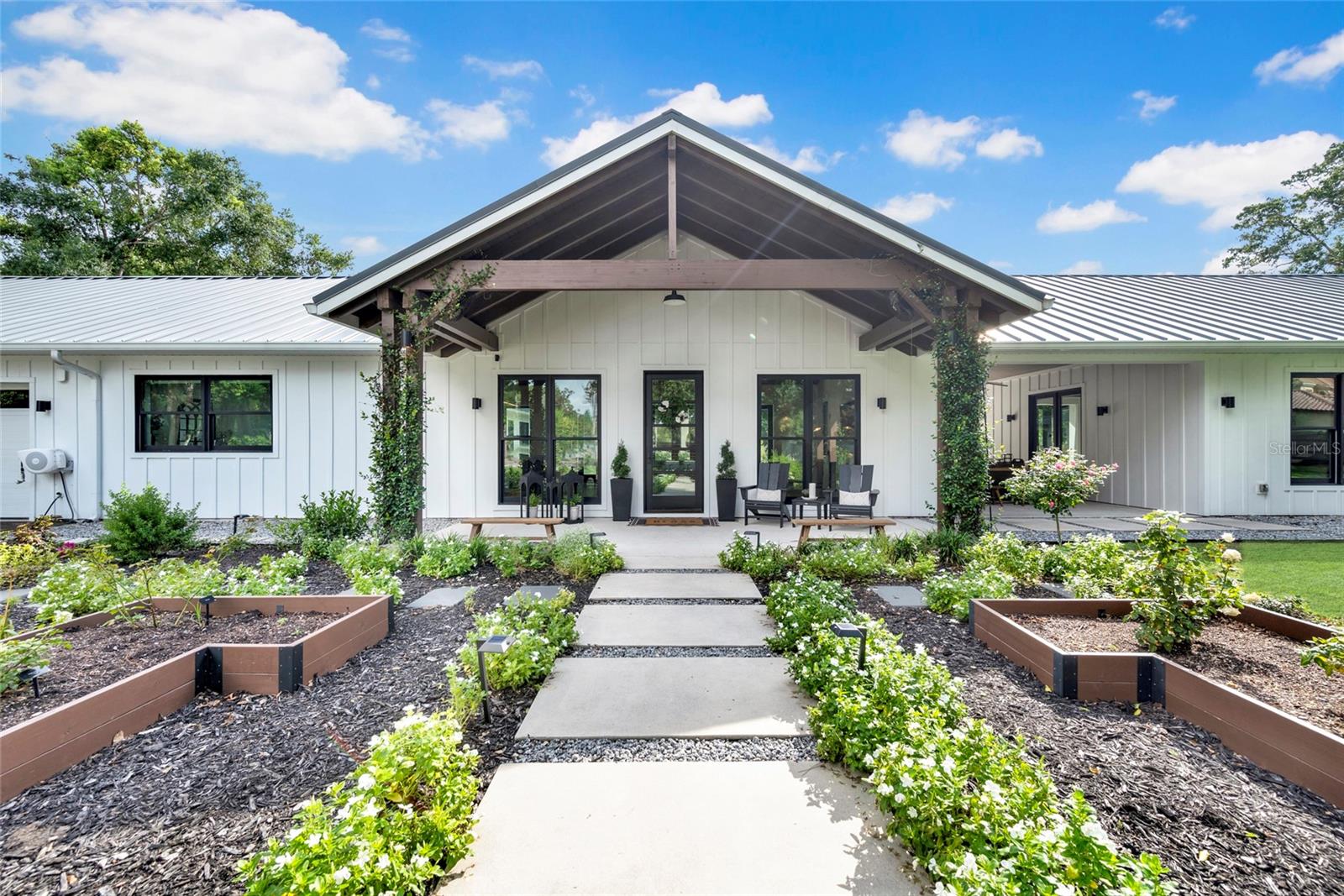 3440 Crenshaw Lake Rd