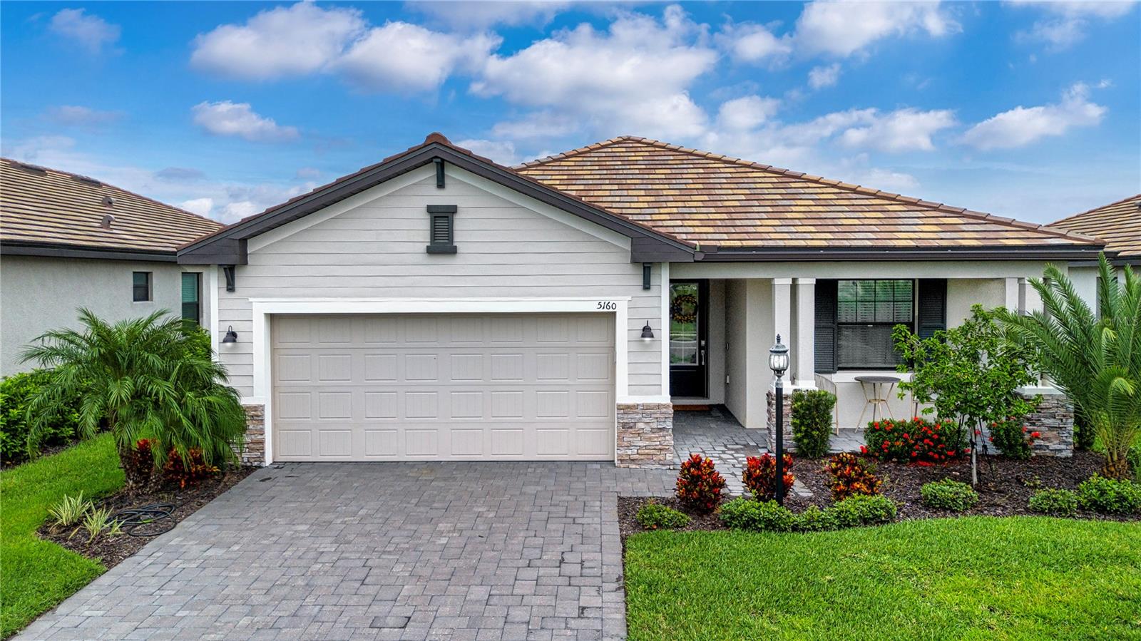 5160 Coral Reef Way