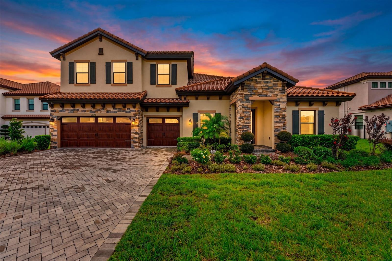 10370 Meadowrun Dr