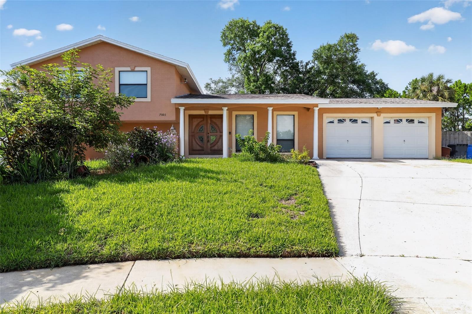 7001 Baywood CT