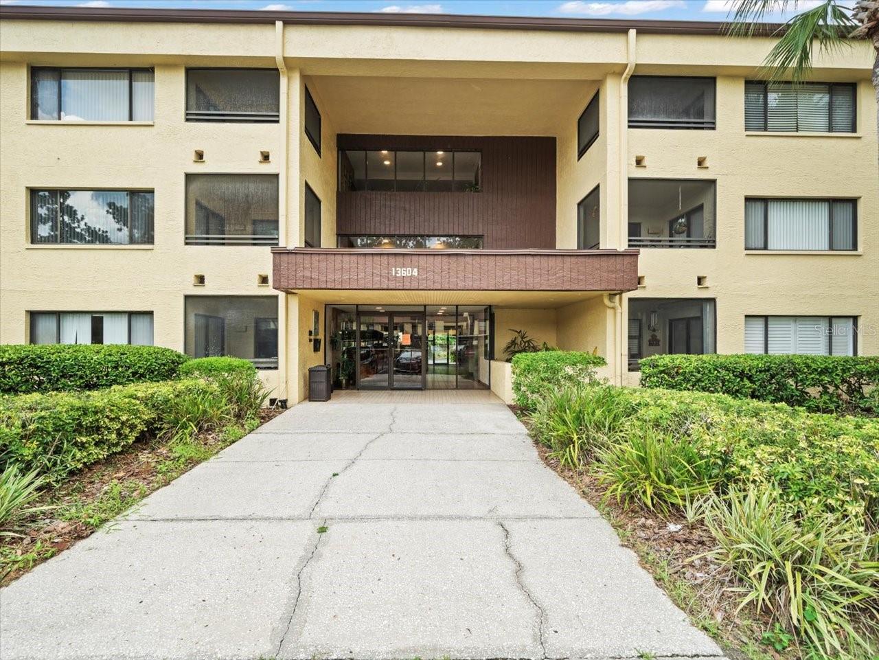 13604 S Village Dr #314