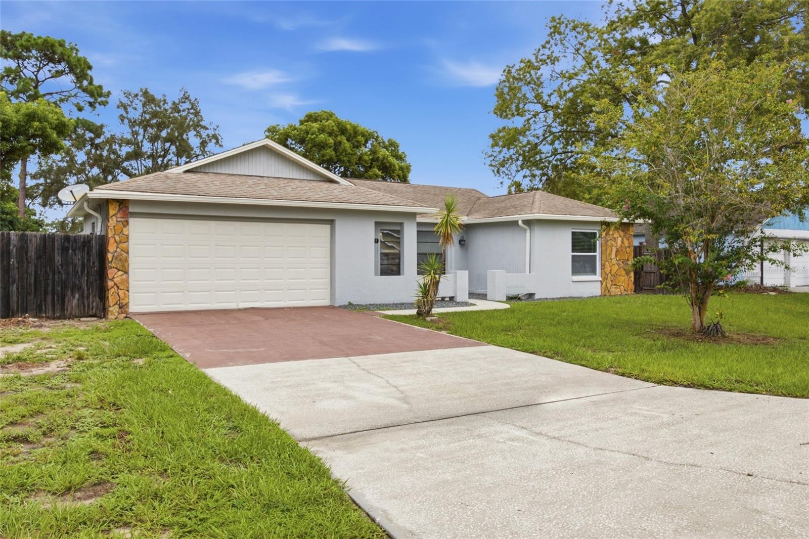8373 Camphor Dr