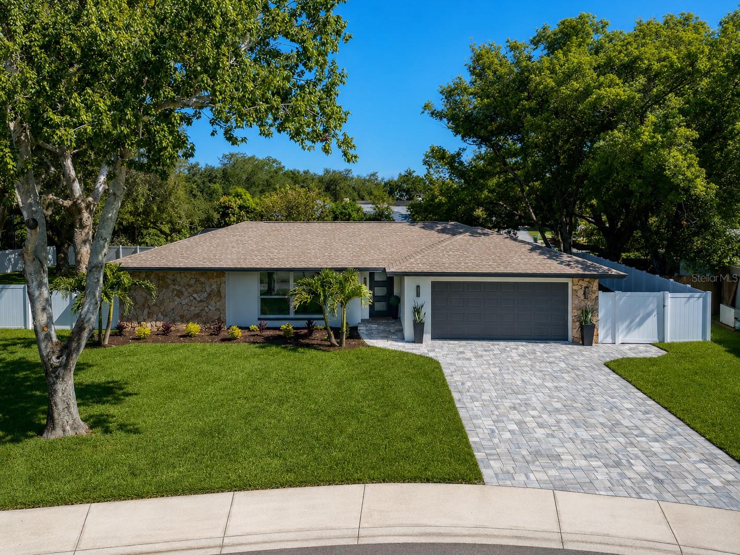 1967 Castille Dr