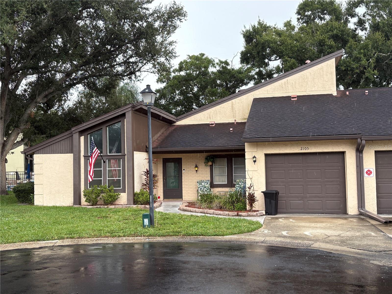 2101 Sunset Point Rd #2105