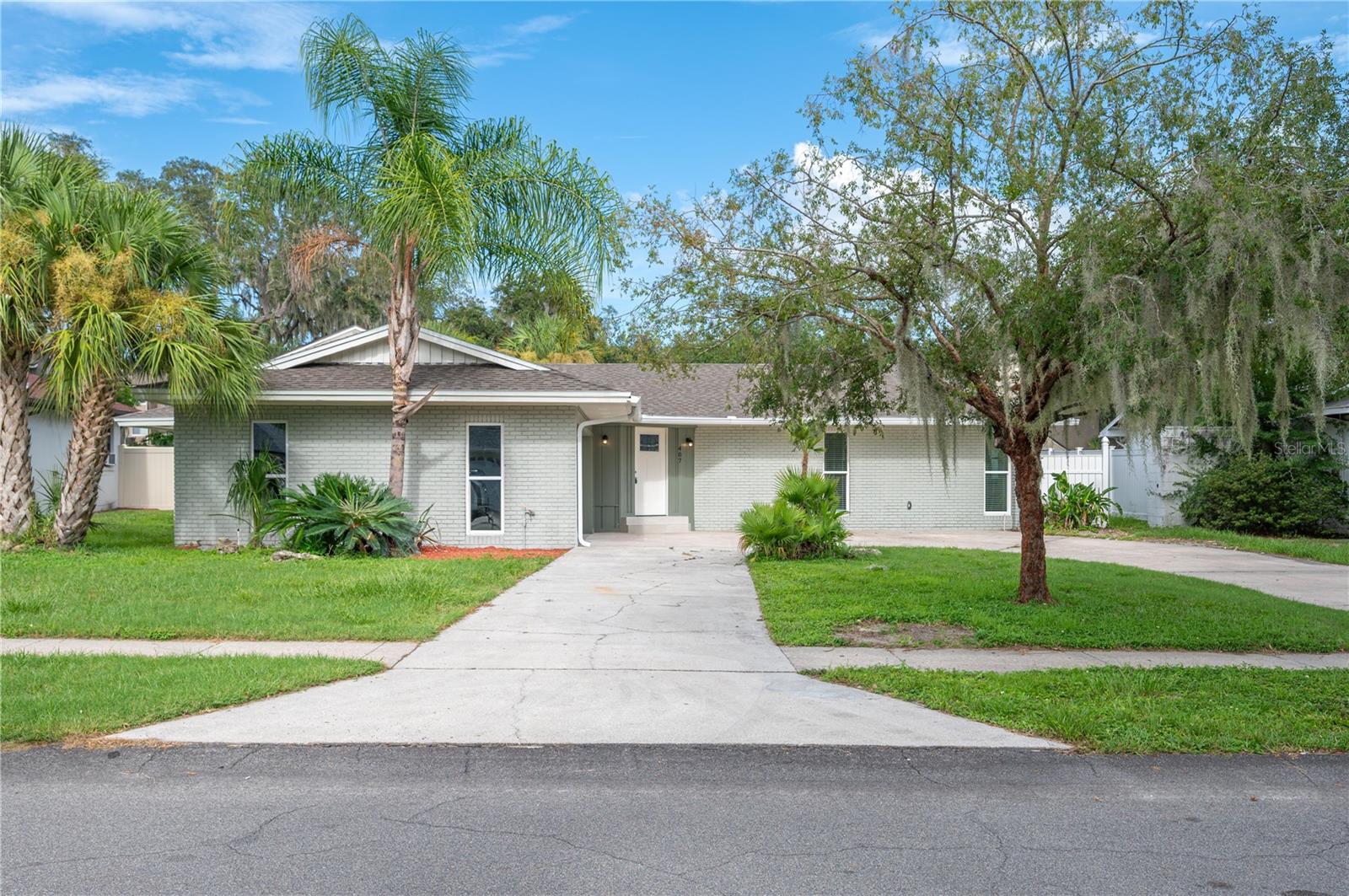 407 Princess Pl