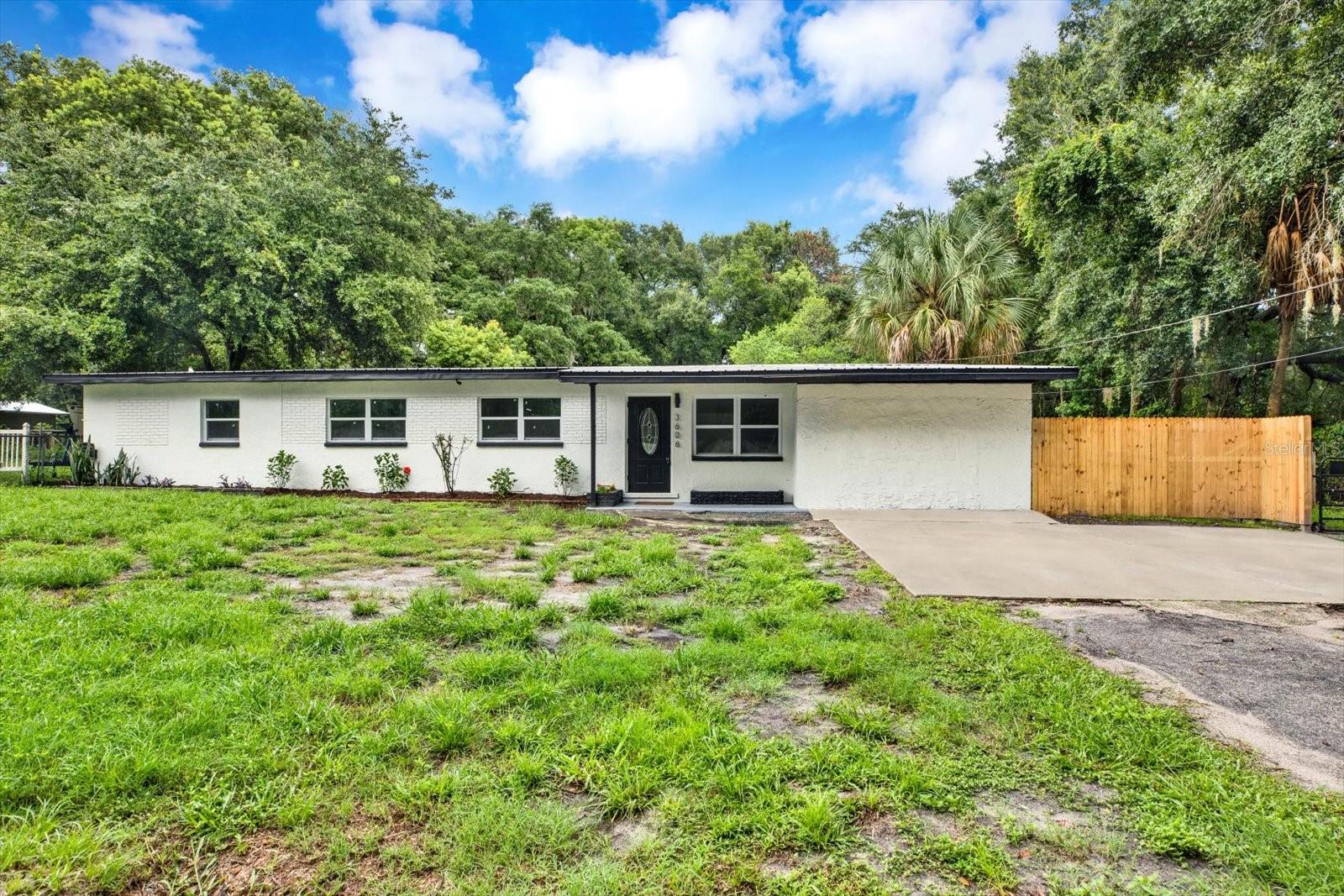 3606 Autumn Palm Dr