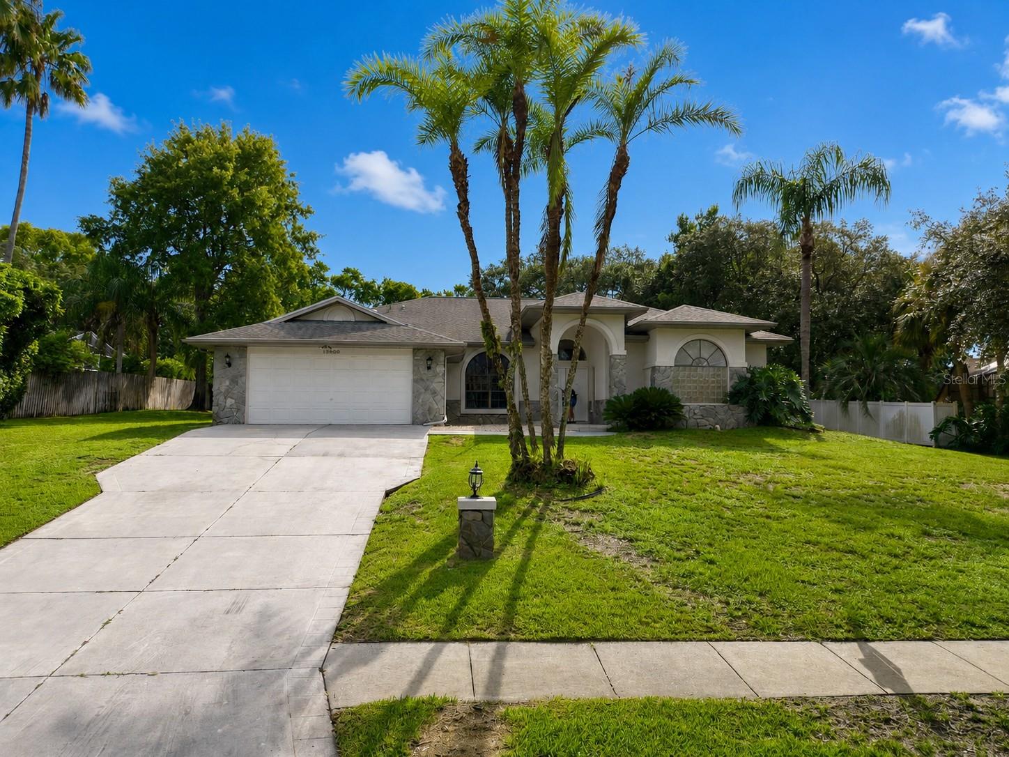 18608 Autumn Lake Blvd