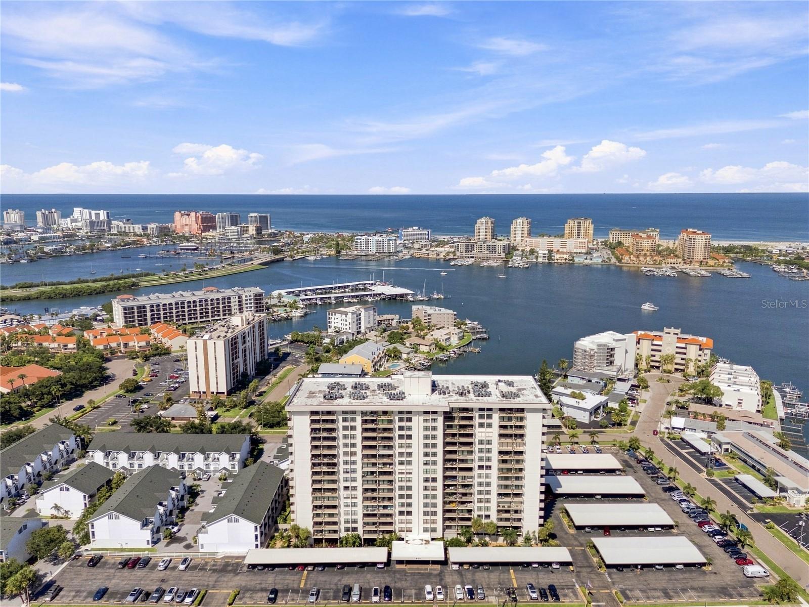 400 Island Way #411