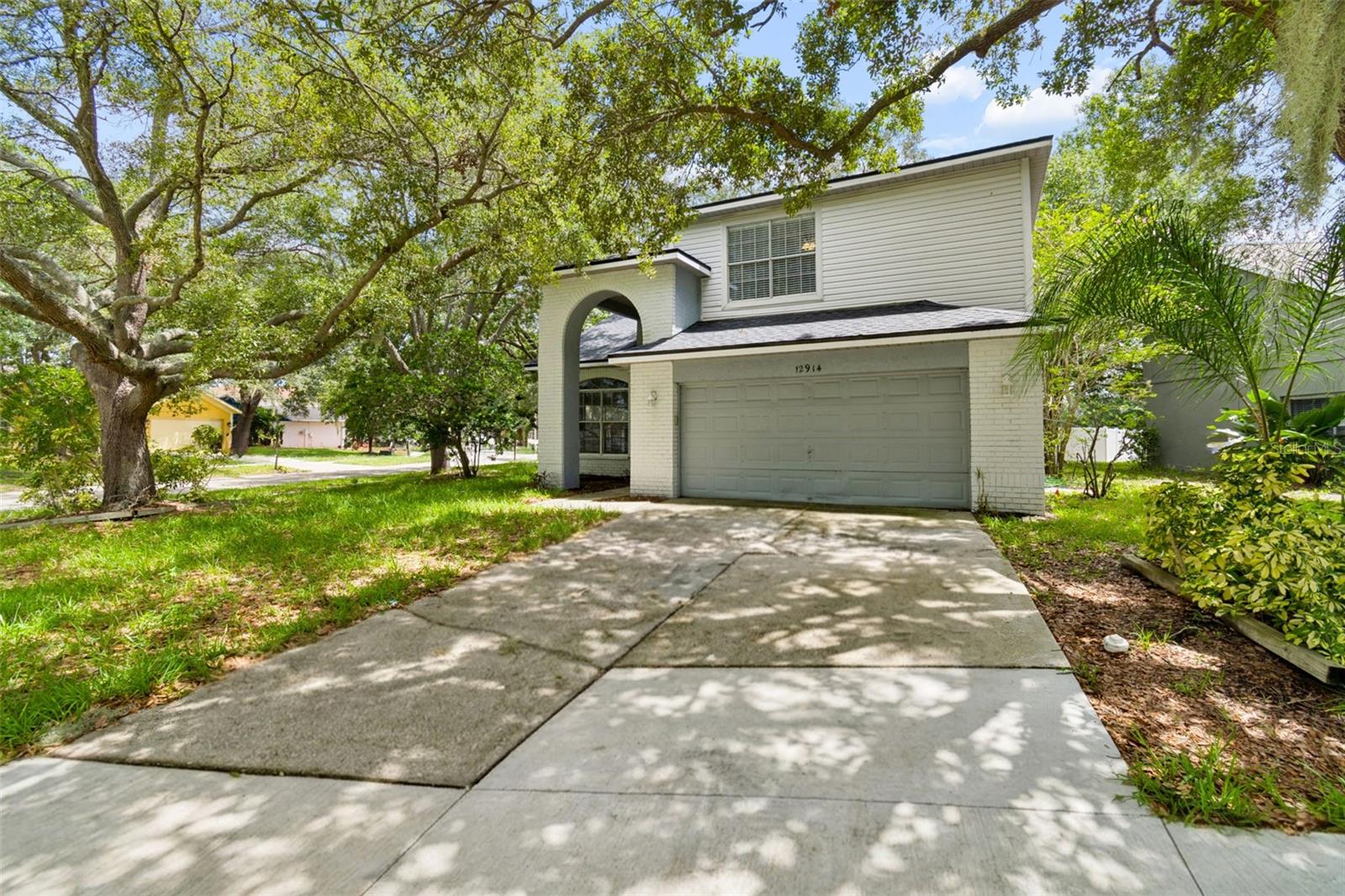 12914 Longcrest Dr