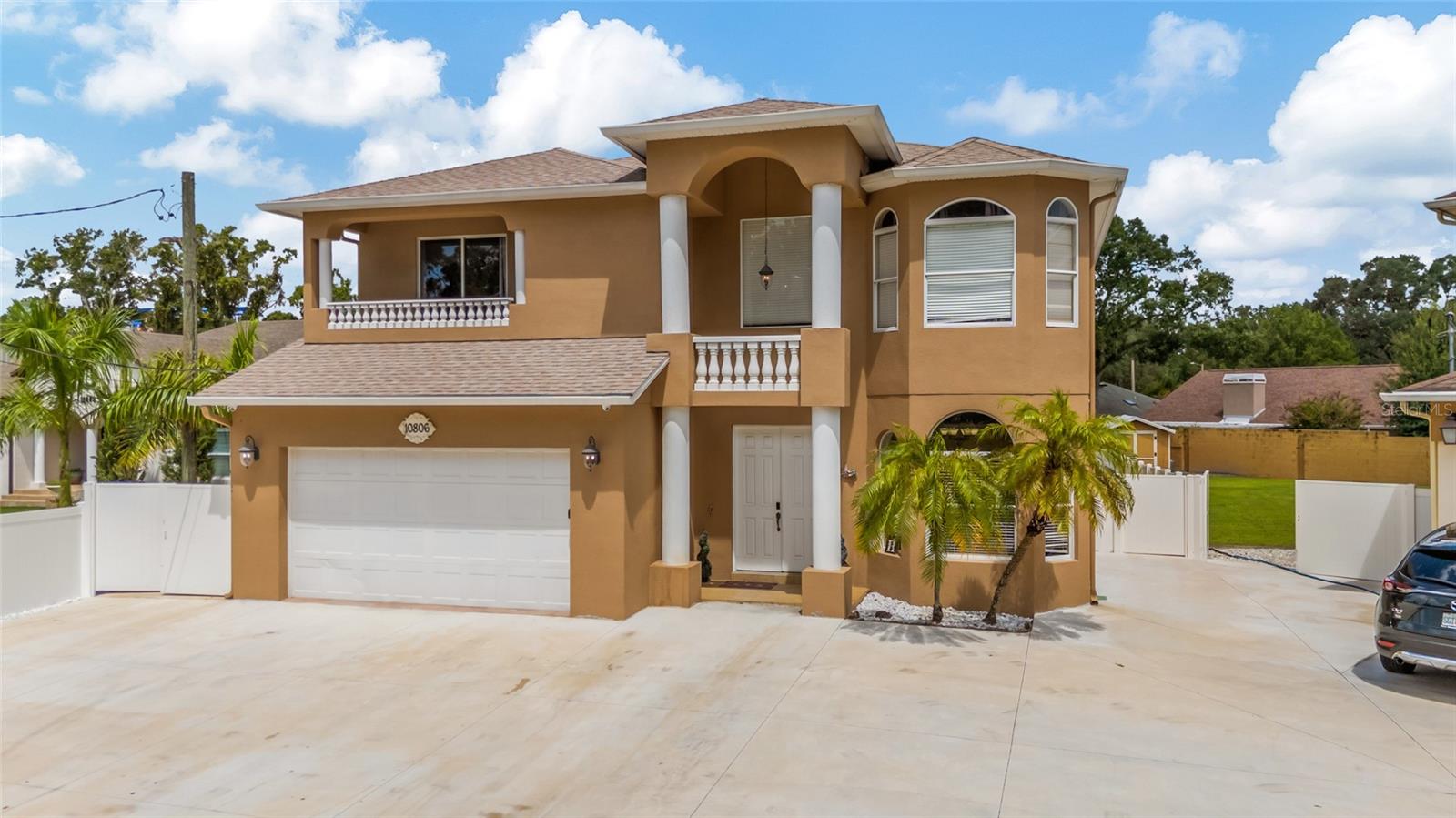 10806 Perez Dr