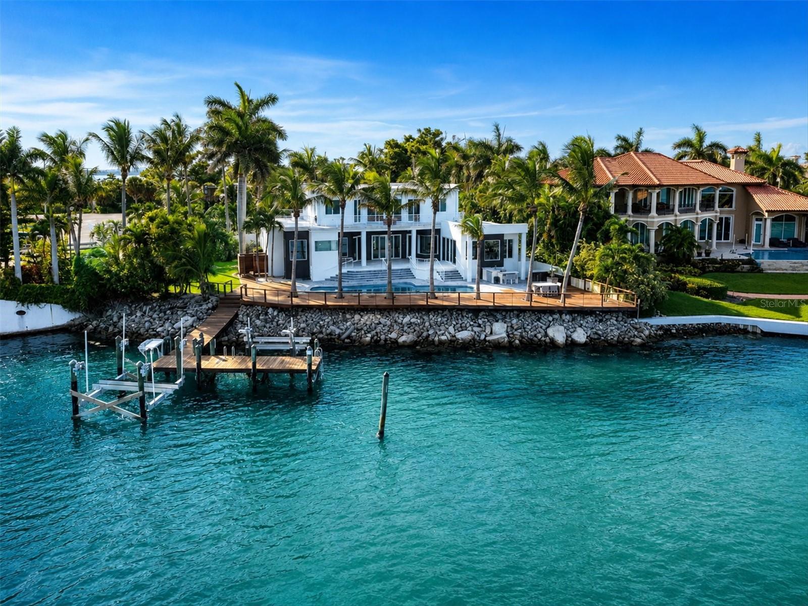 1475 John Ringling Pkwy