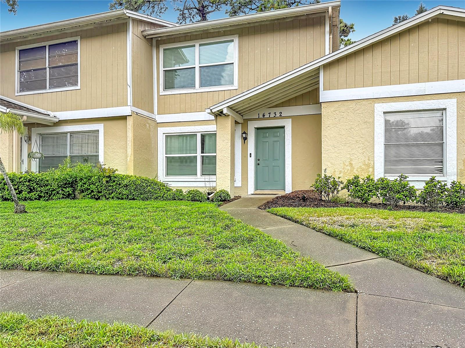 14732 Pine Glen Cir