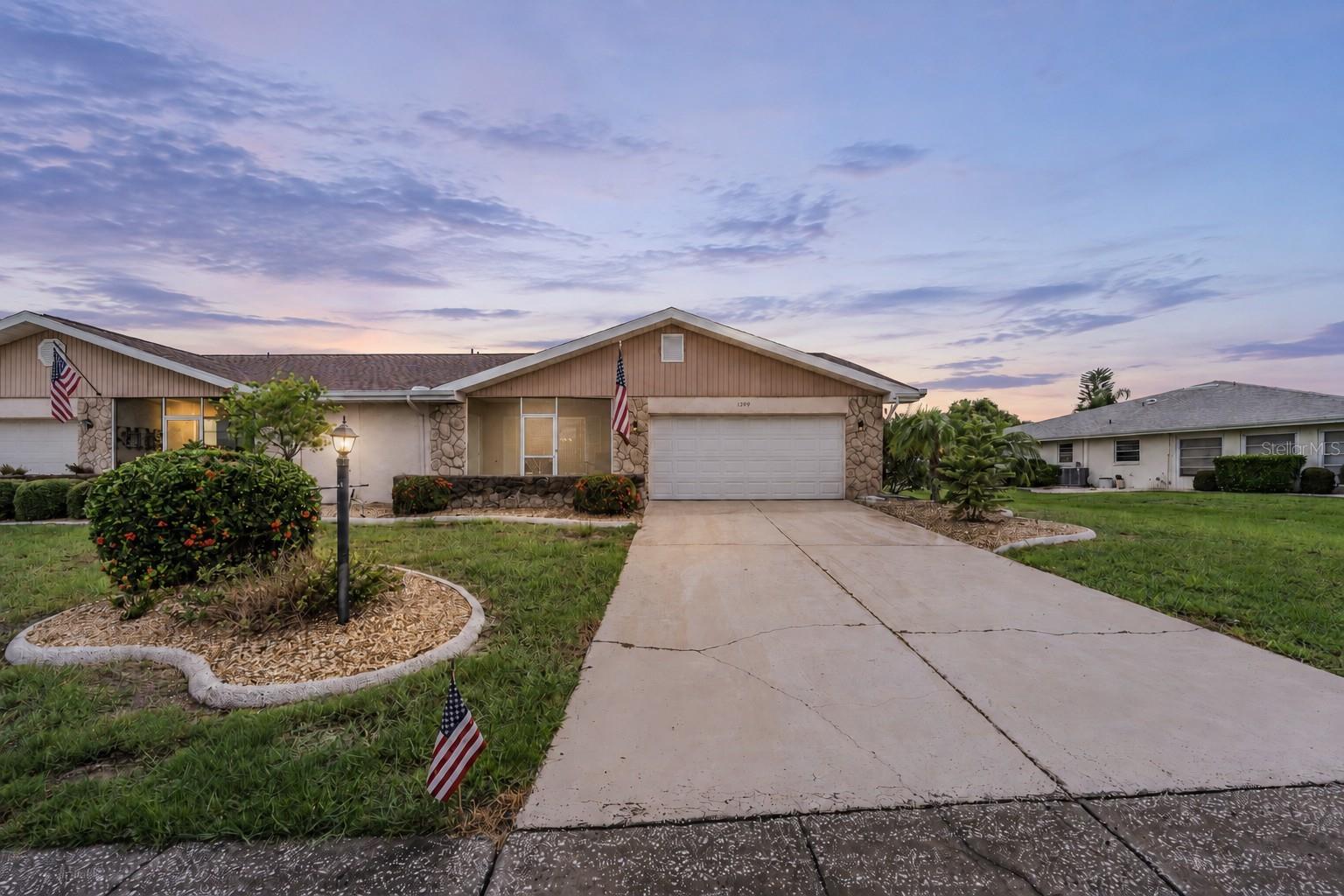 1209 Wild Feather Ln