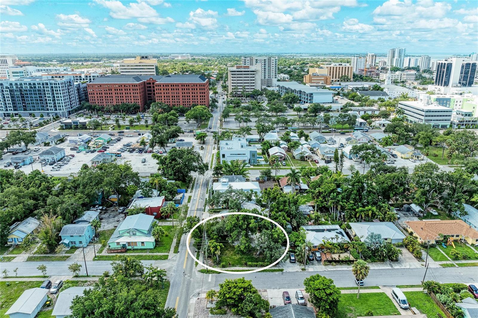 449 N Osprey Ave
