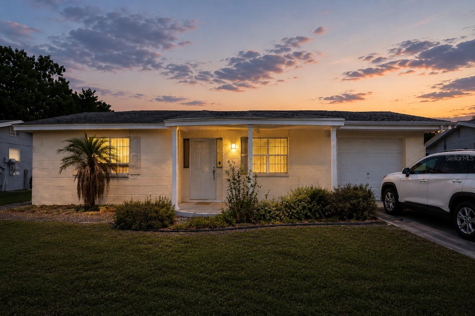 1024 Viking Dr