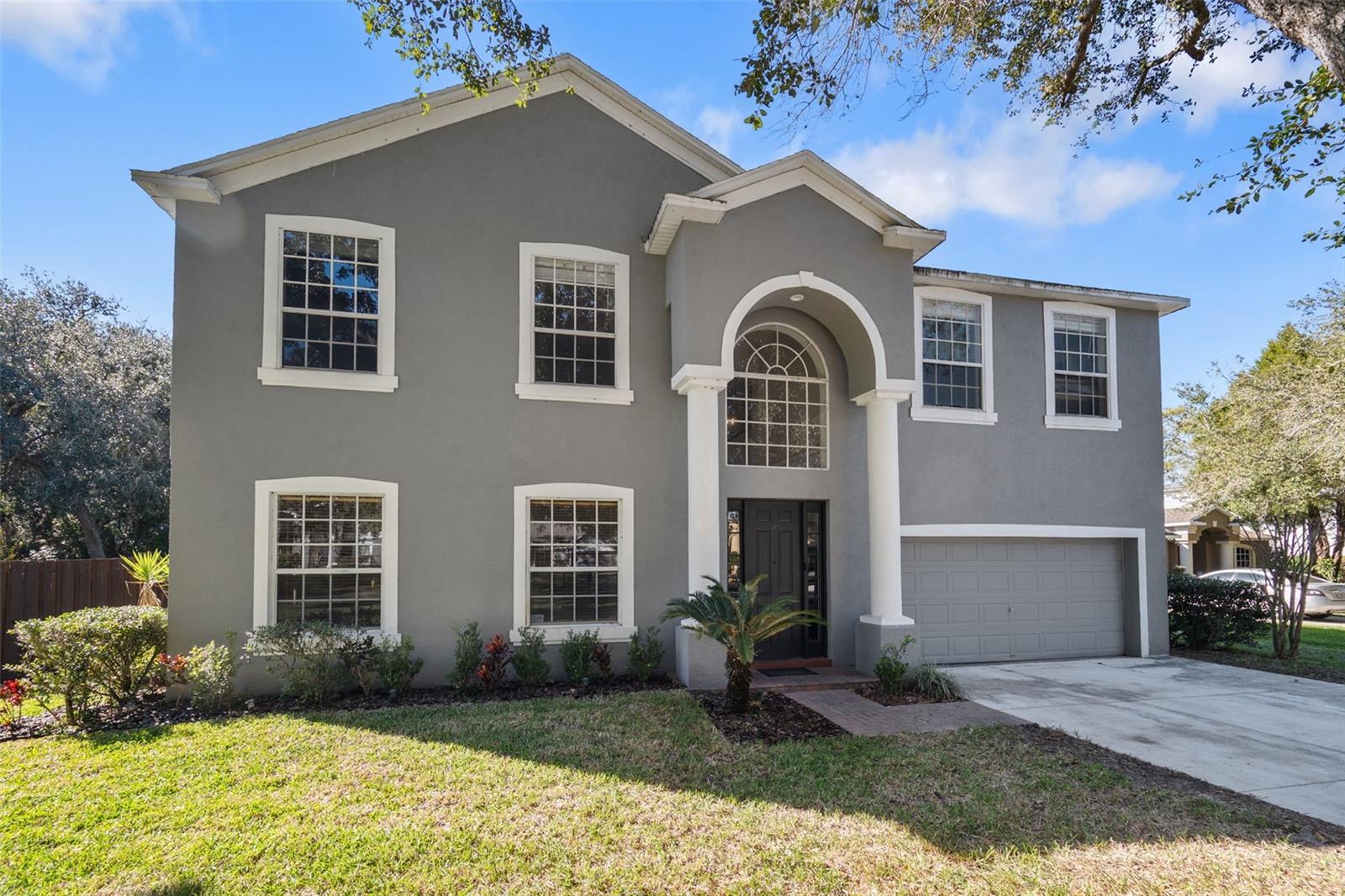 1542 McCrea Dr