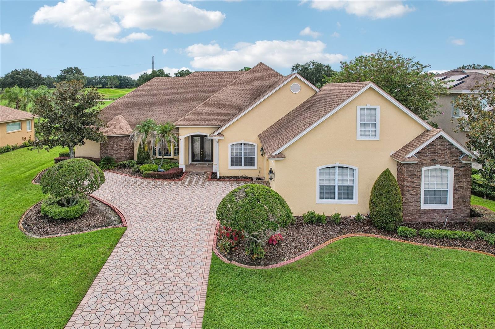 7360 Reflections Lake Dr