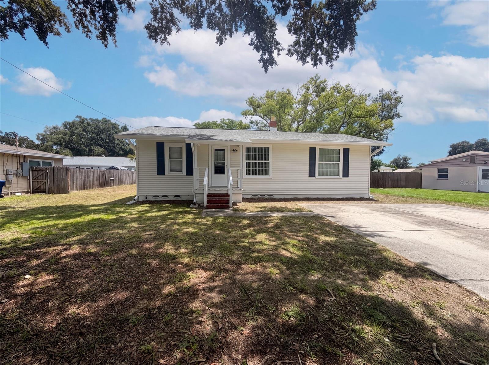 345 Acropolis Dr