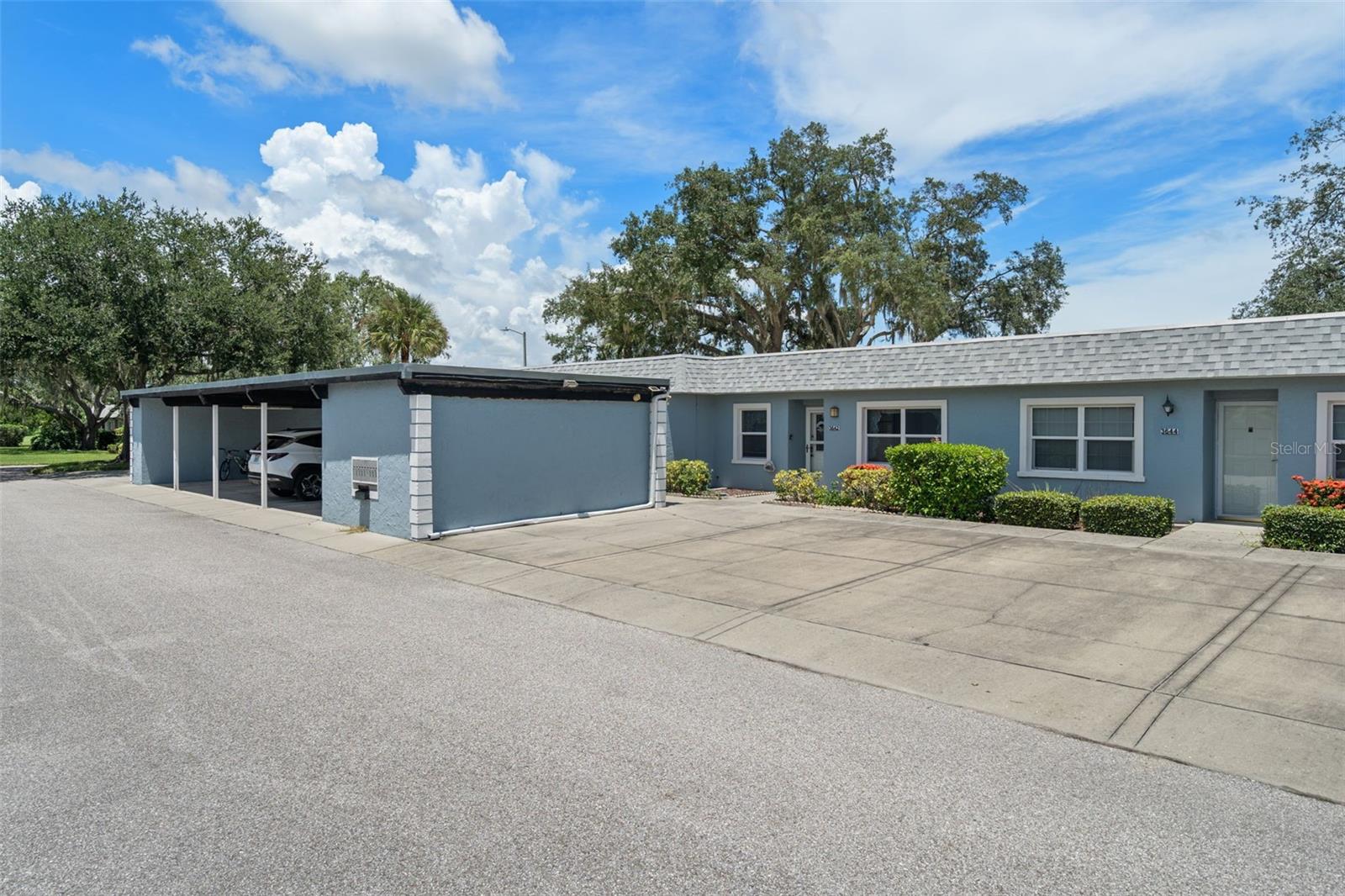 3642 Trophy Blvd