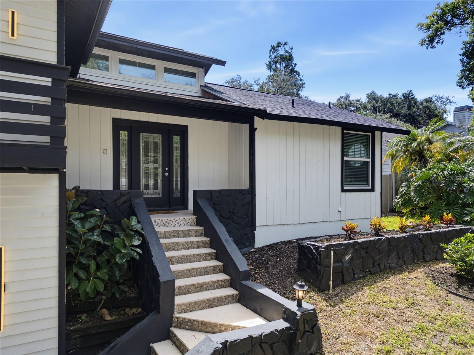 17 Pinewood Cir