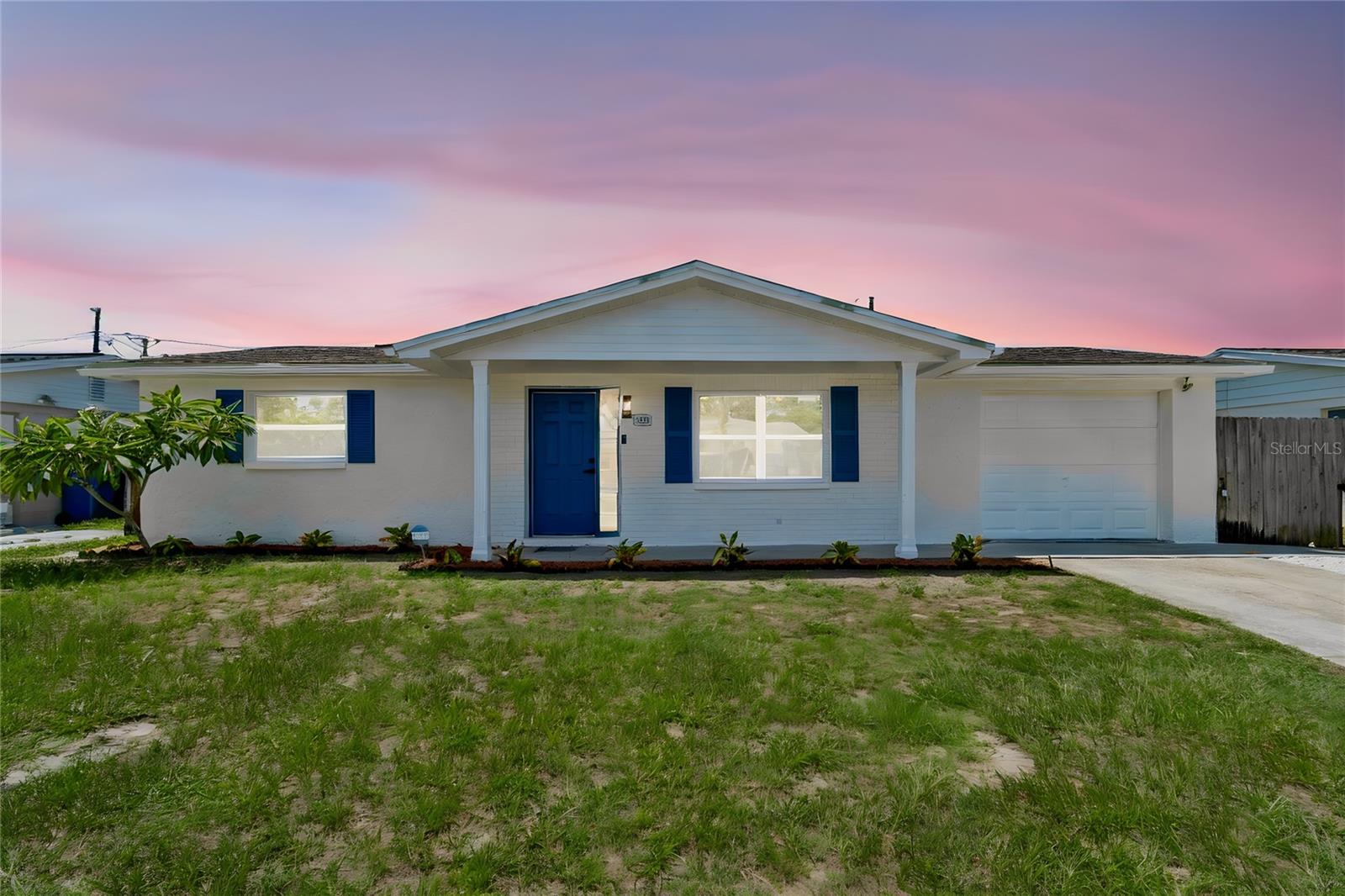 1467 Classic Dr