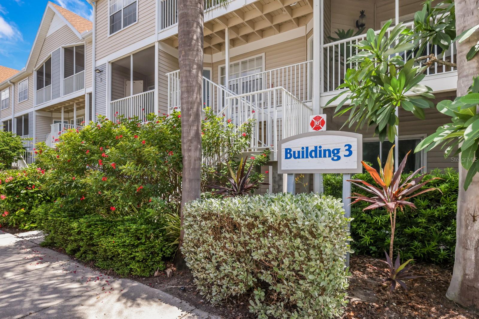 850 S Tamiami Trl #325