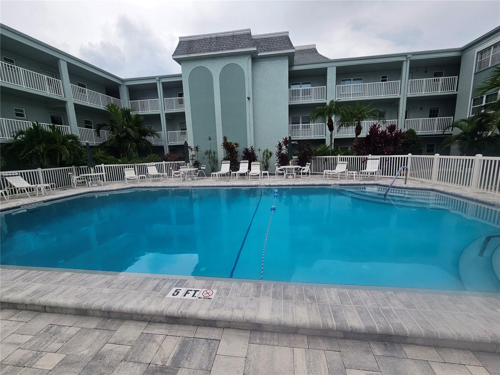 1706 Belleair Forest Dr #310