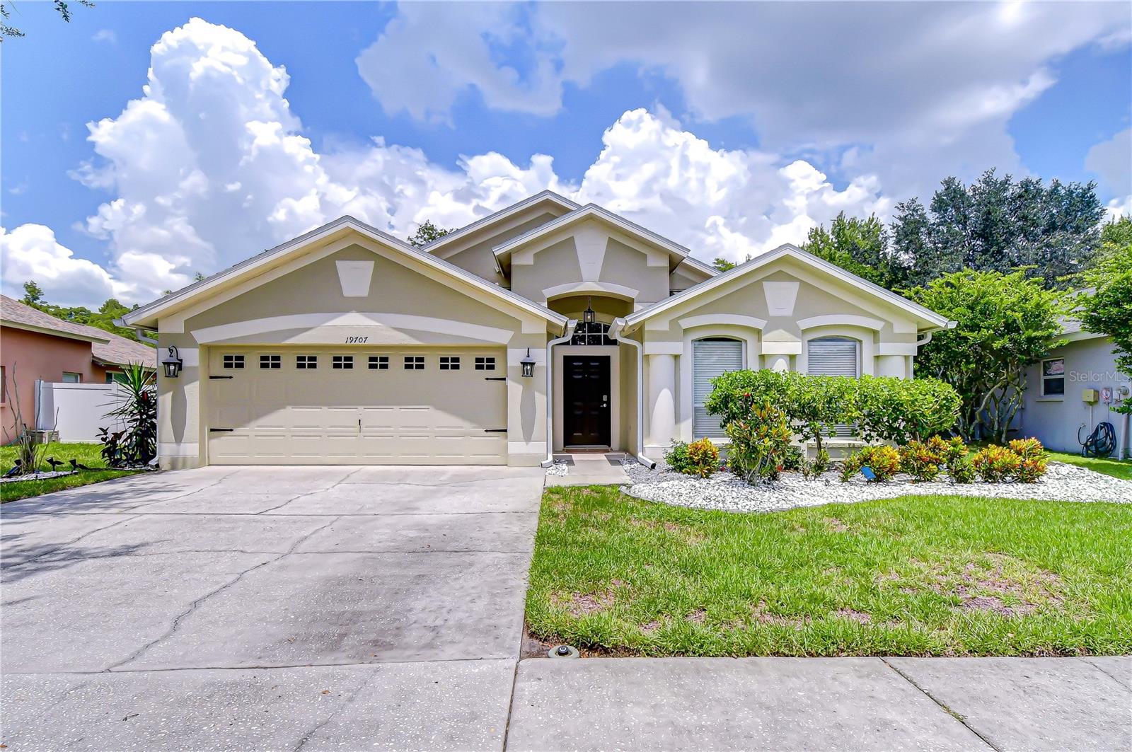 19707 Ellendale Dr