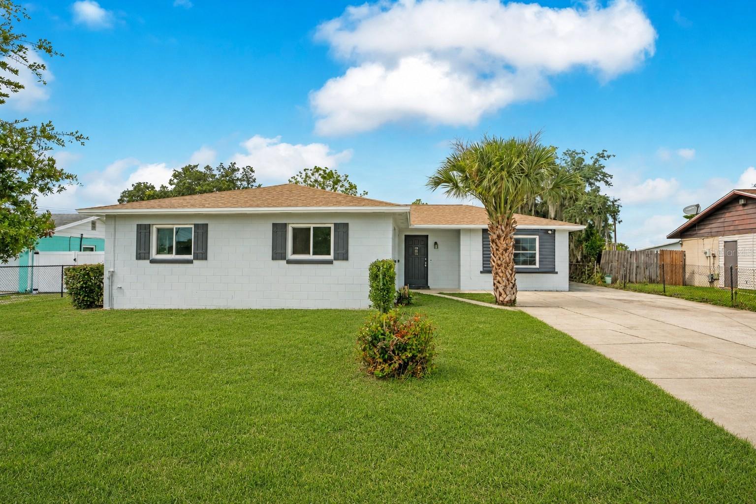 205 Fern Rd