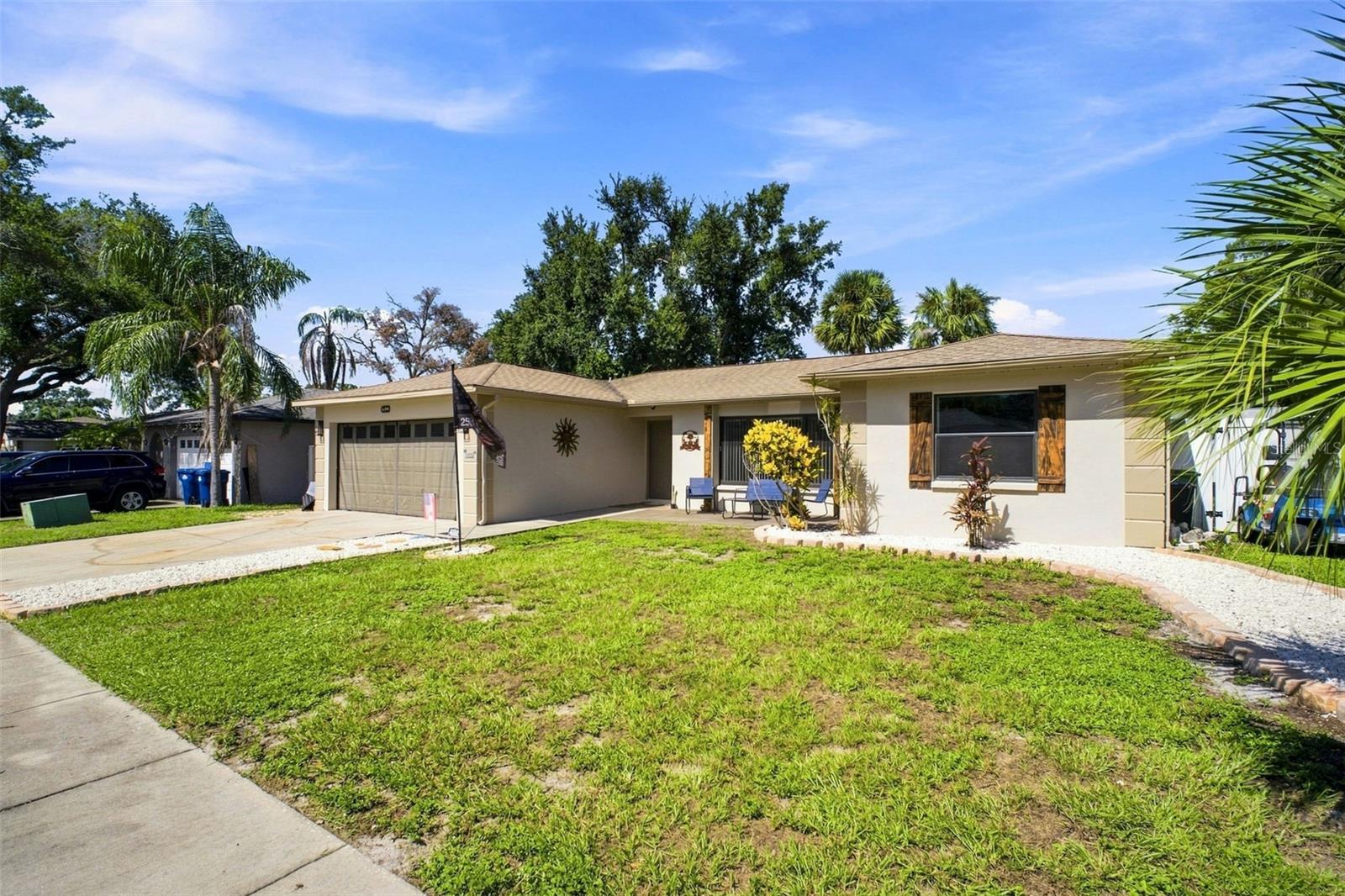 1830 Willow Oak Dr W