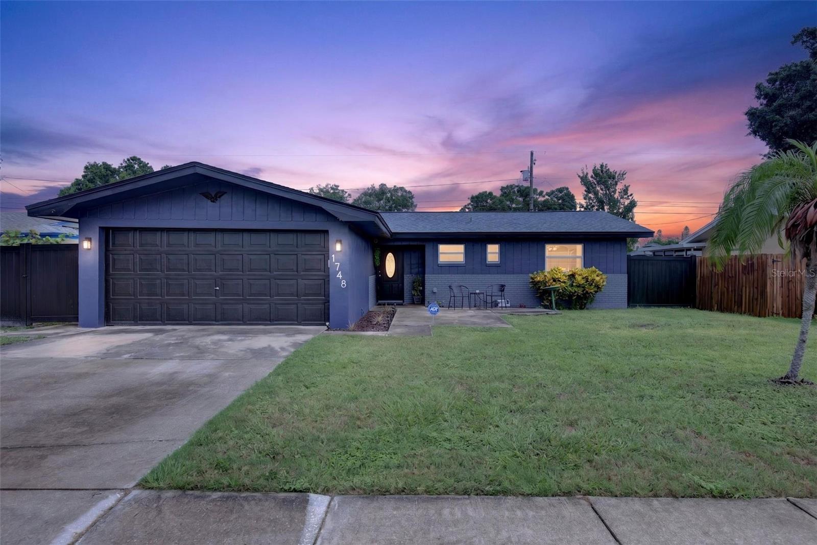 1748 Greenlea Dr