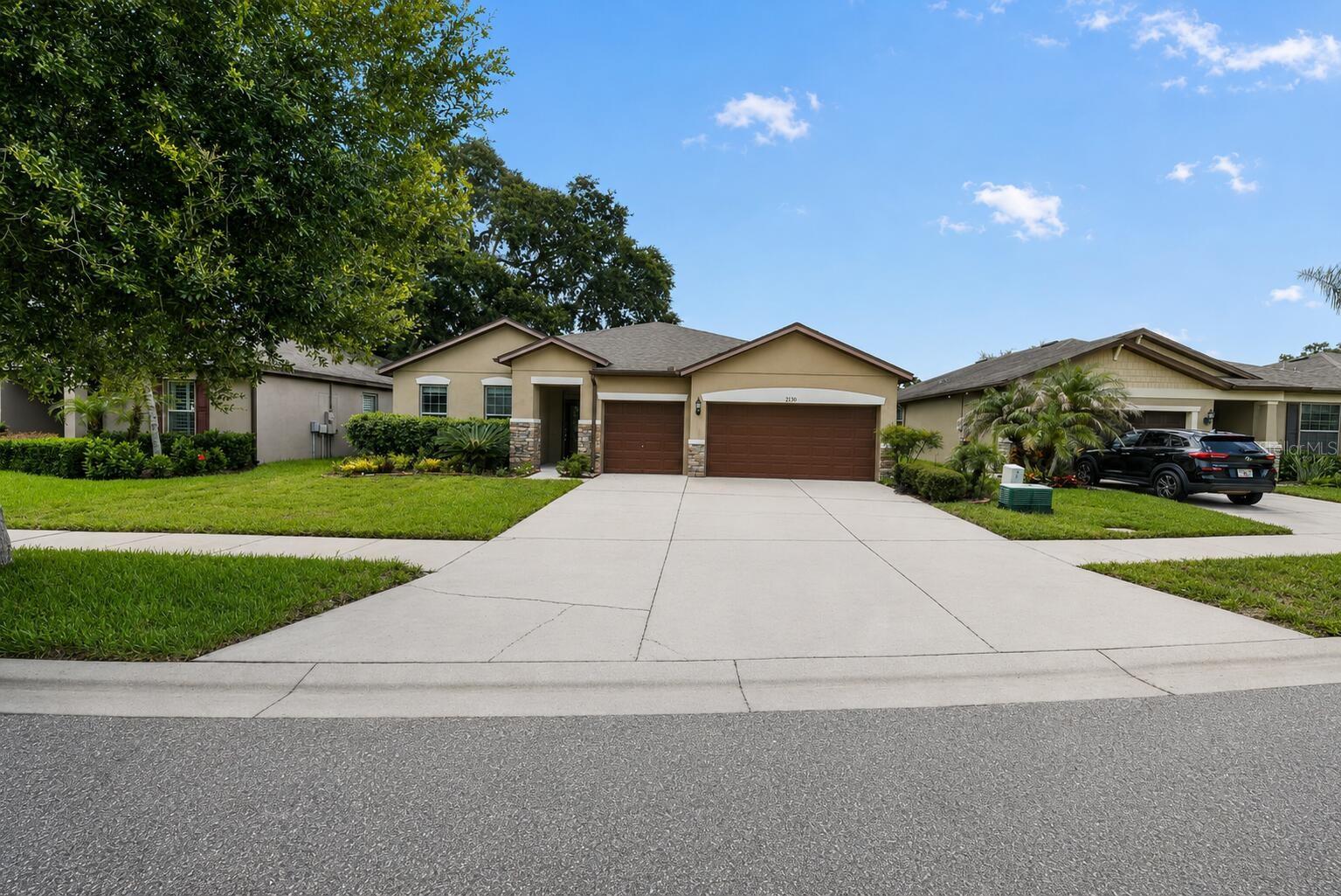 2130 Landside Dr