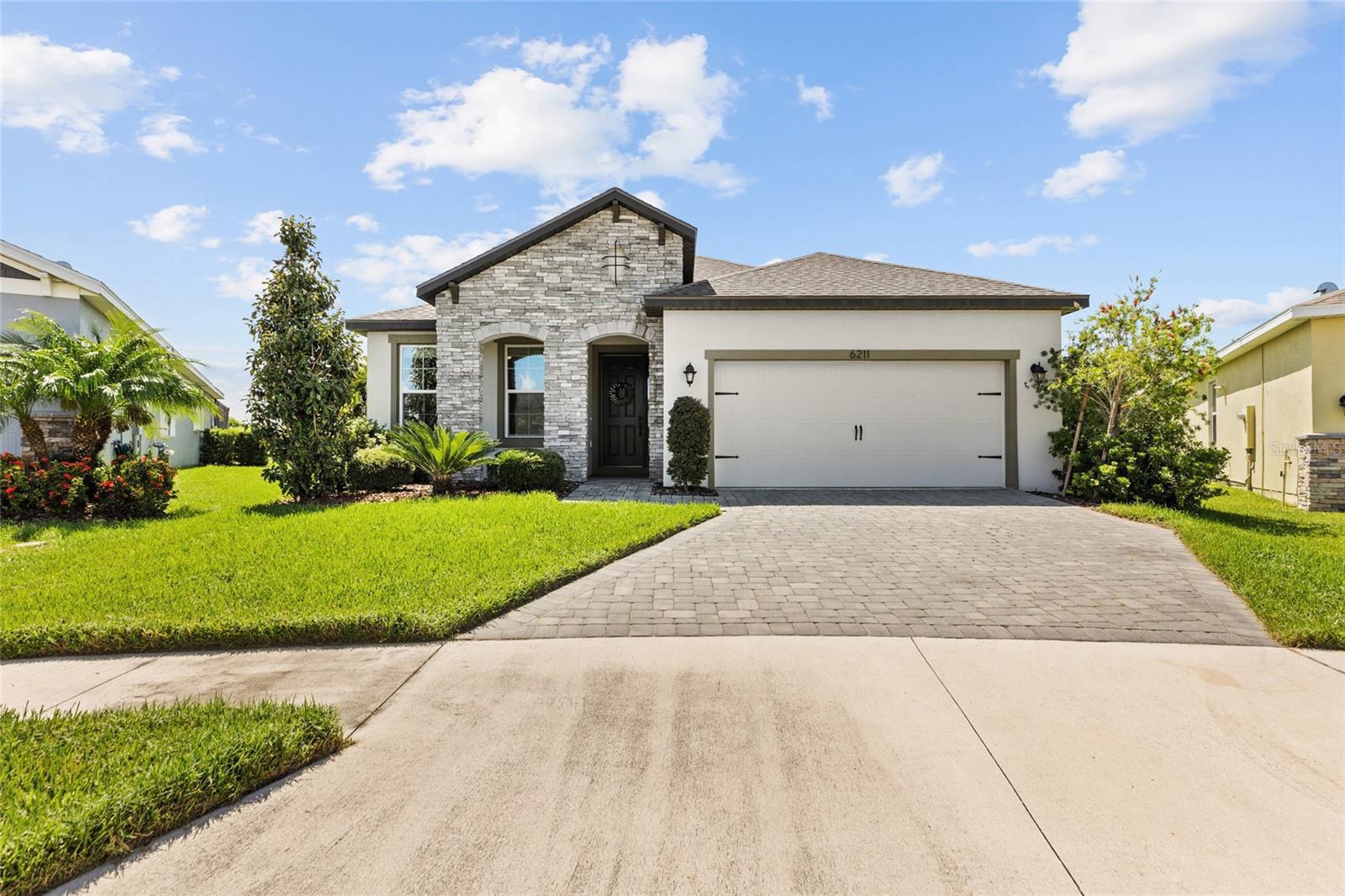 6211 Sea Air Dr