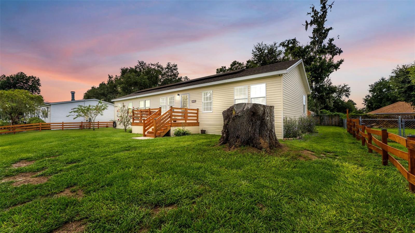 3734 Pioneer Trails Dr