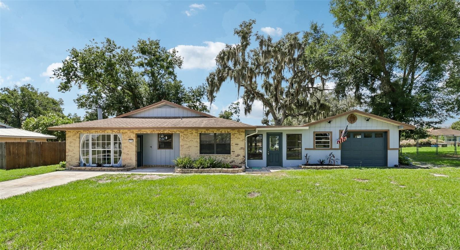 2718 Shadywood Pl