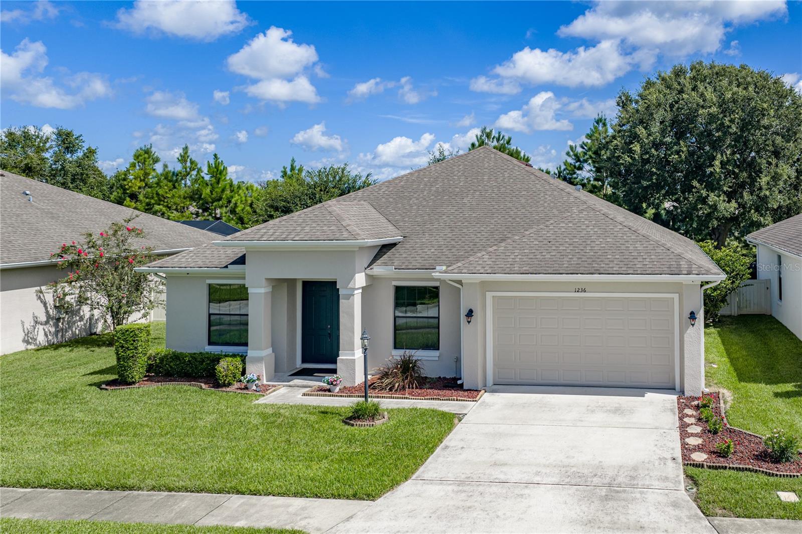 1236 Evergreen Park Cir